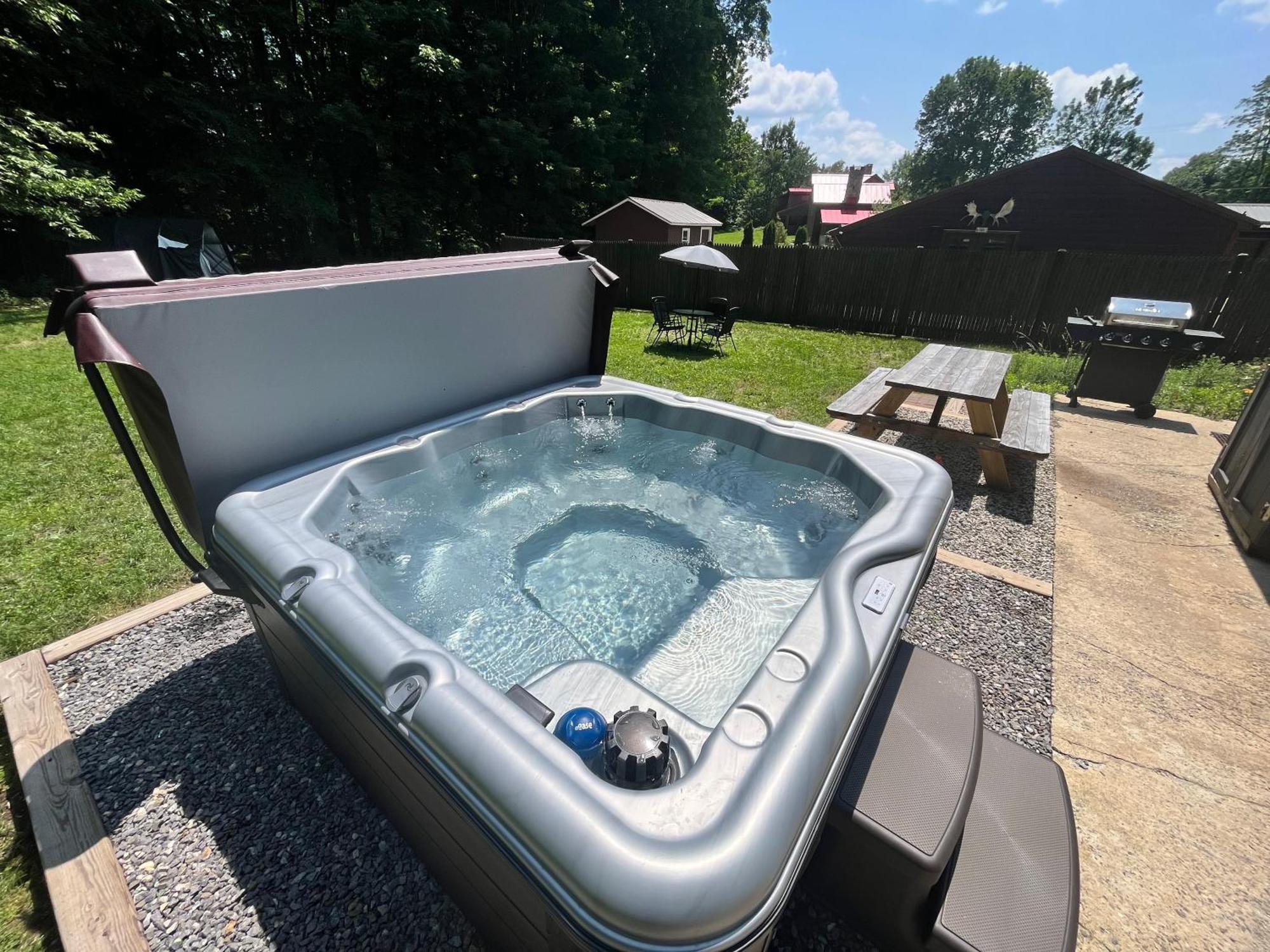 Ski Chalet W-Hot Tub, Only 3 Min To Sunday River Ski Lifts! Бетел Экстерьер фото